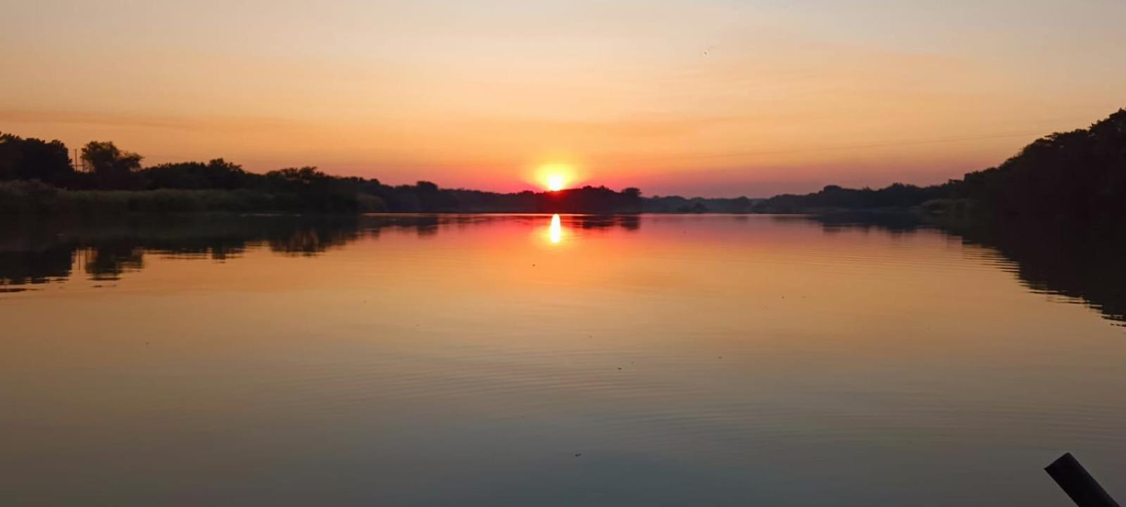 Hippo Retreat & Tiger Fishing Komatipoort Ngoại thất bức ảnh